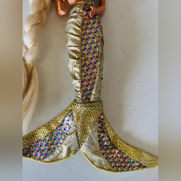 Jewel hair mermaid barbie doll - Picture 5 of 13